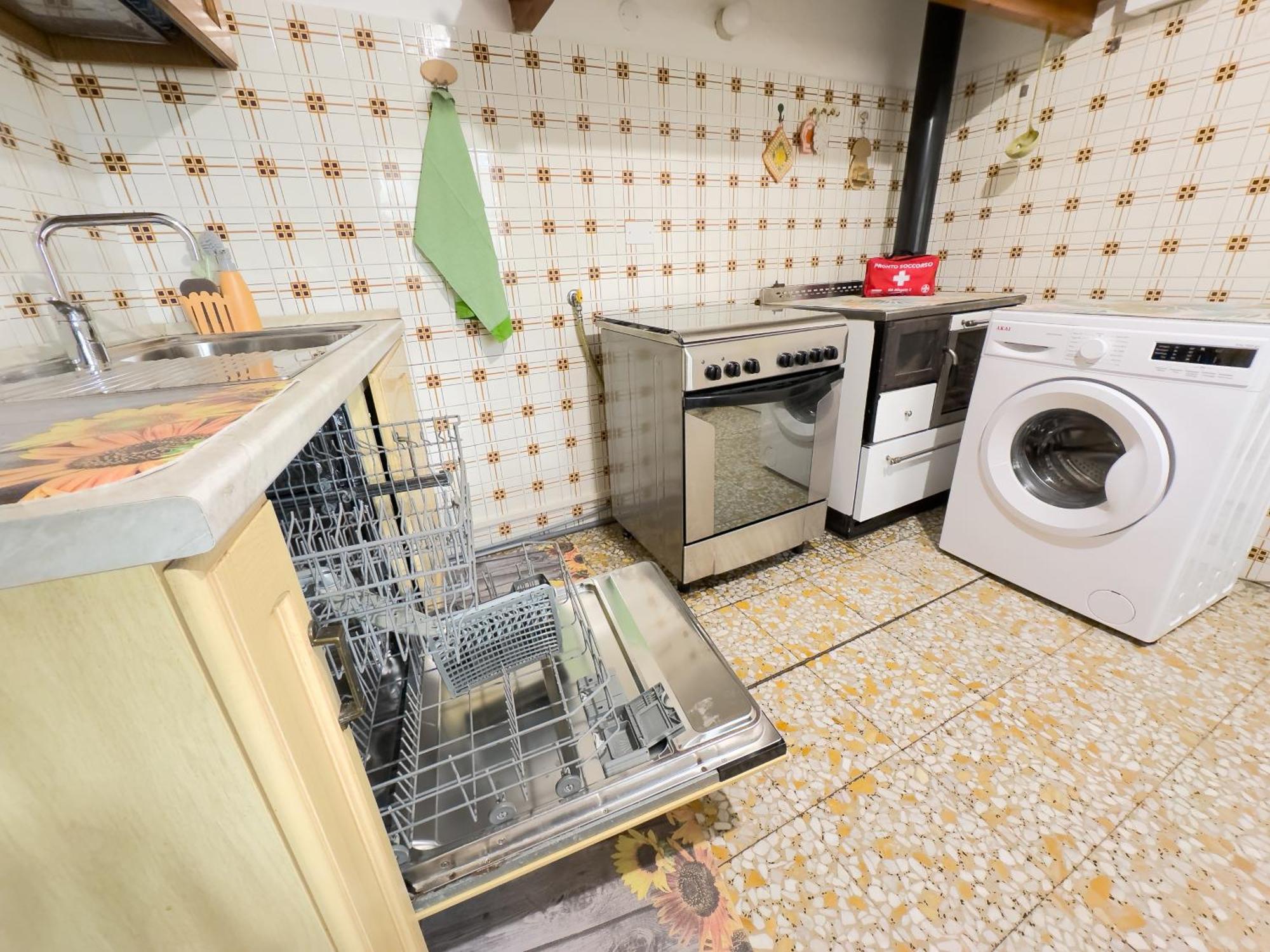 Appartamento Sanremo Mare E Relax - Affittasi "Casa Illiade" Con Parcheggio Libero, Terrazza E Wi-Fi Esterno foto